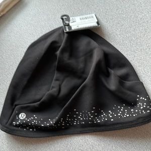 Lululemon Cold Terrain Running Beanie Hat New Reflective